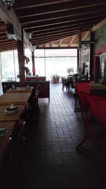 Agriturismo La Praduscella Фивиццано Экстерьер фото