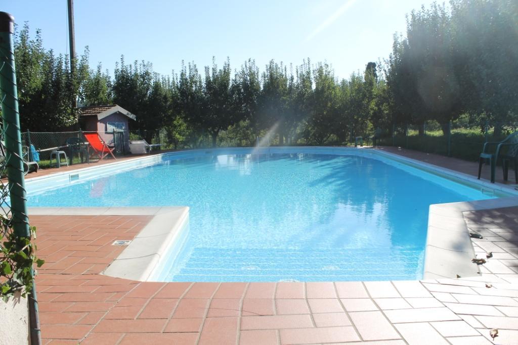 Agriturismo La Praduscella Фивиццано Экстерьер фото